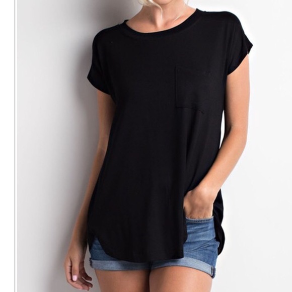 Black Keyhole Top - Picture 2 of 3